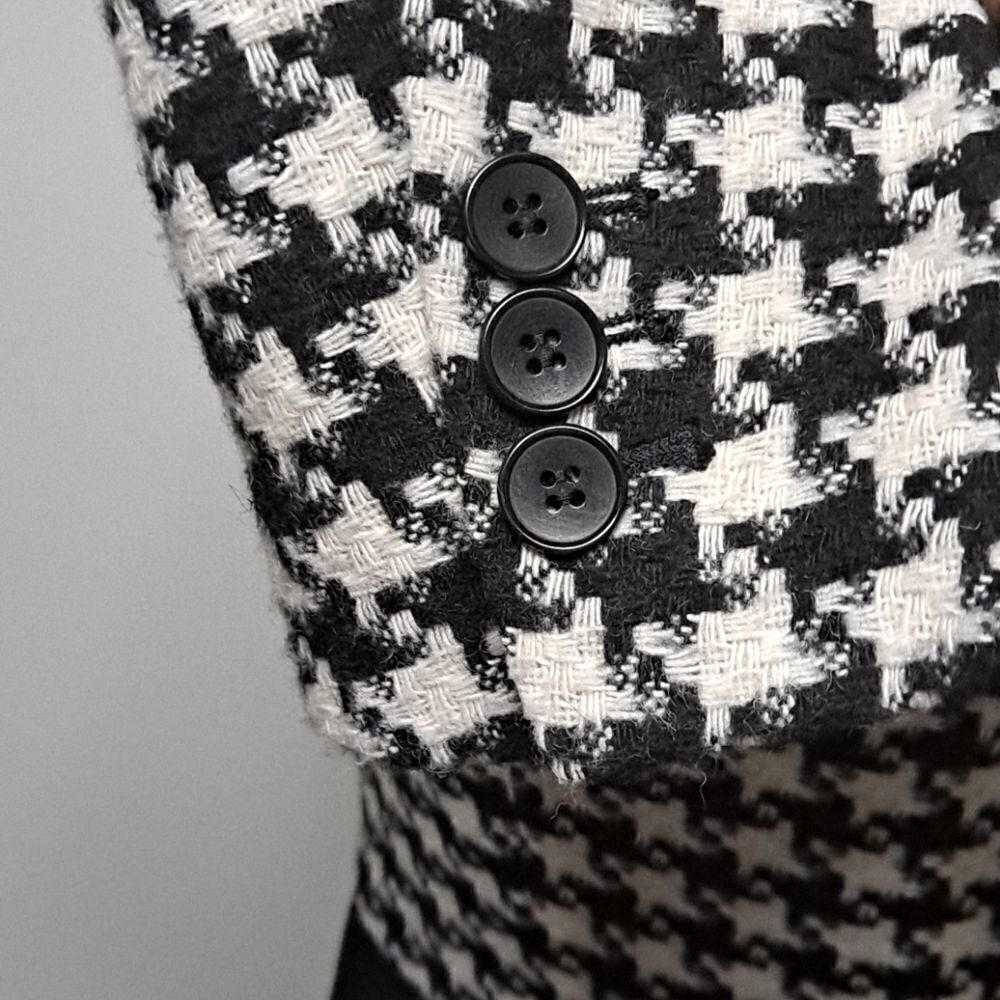 Talbots Women’s Size 10 Black Button Down Houndstooth Blazer Suit Jacket - Picture 3 of 5